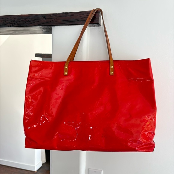 Louis Vuitton GM Reade Red Tote Bag with Tan Handles - Picture 15 of 15